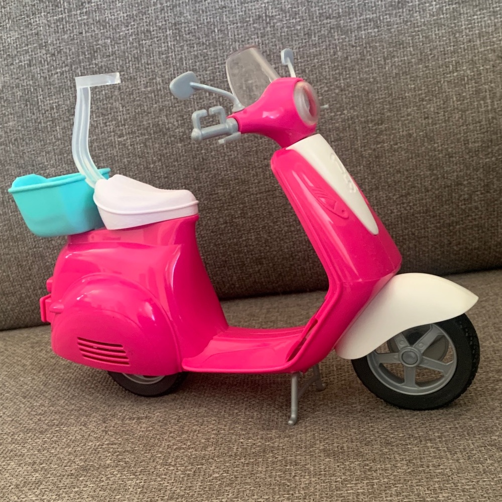 Barbie Doll Scooter Vespa Motorbike Vehicle Playset Accessory